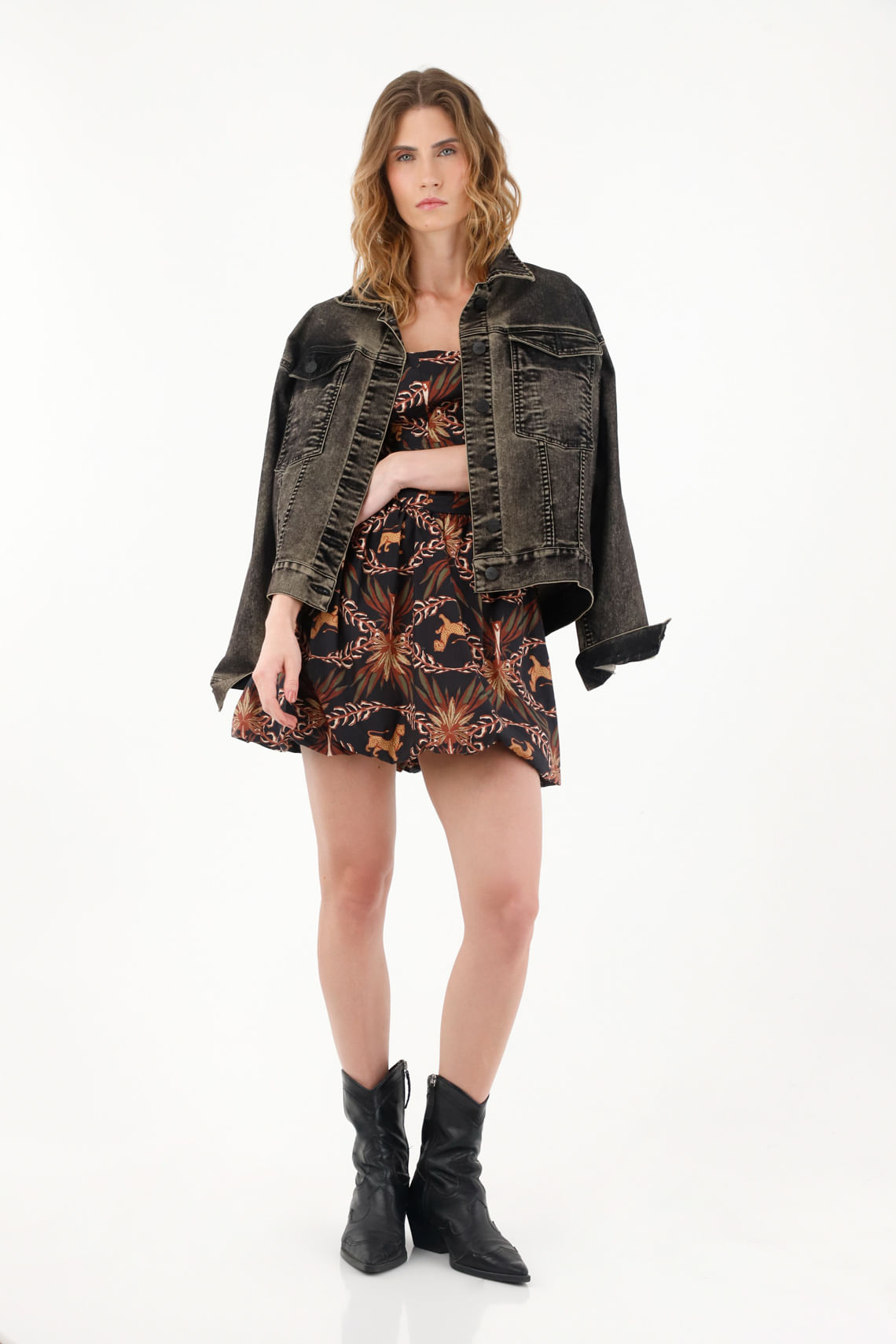 Chaqueta tipo Trucker negro para mujer