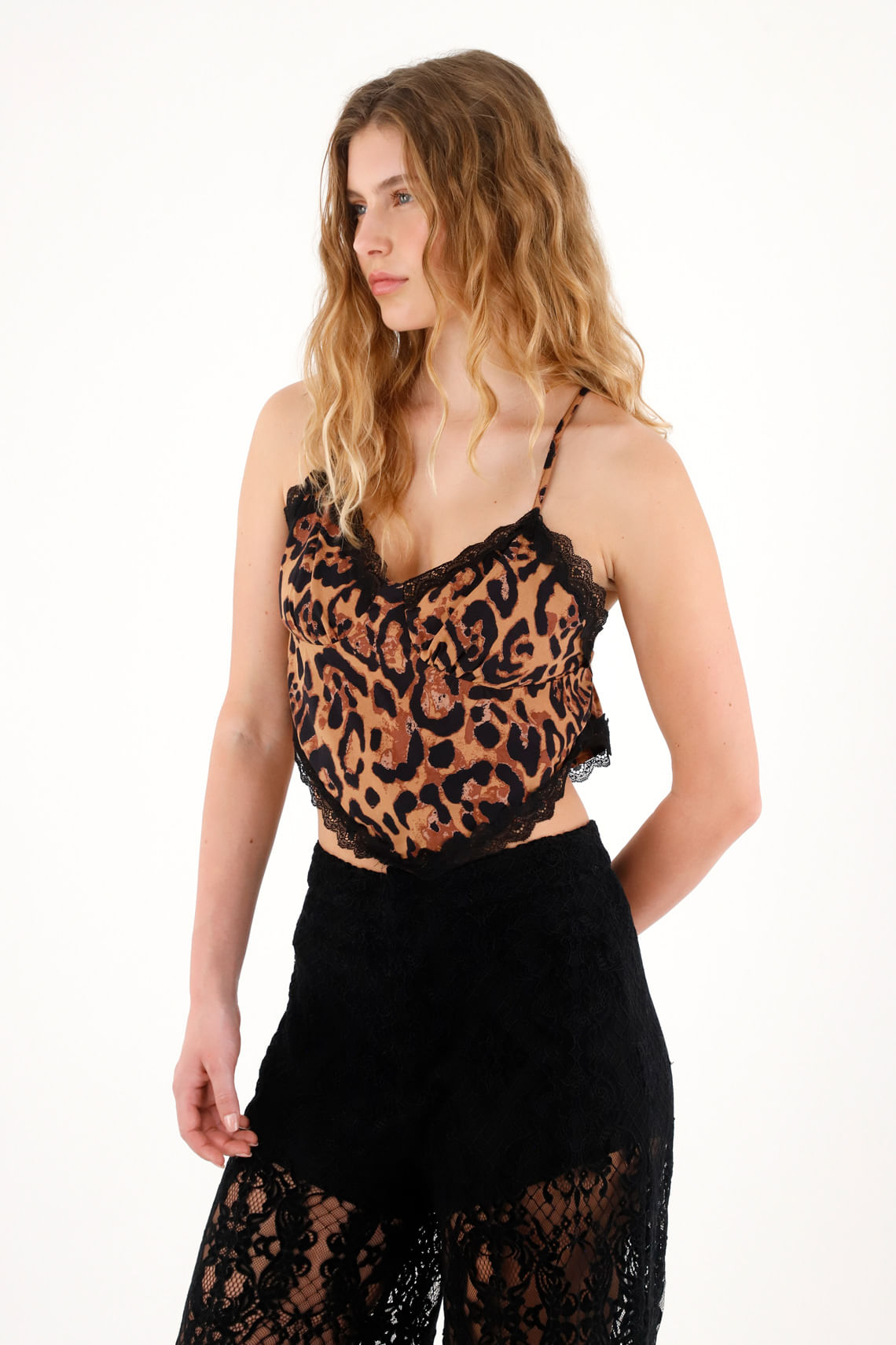 Camisa crop estampada con encaje para mujer