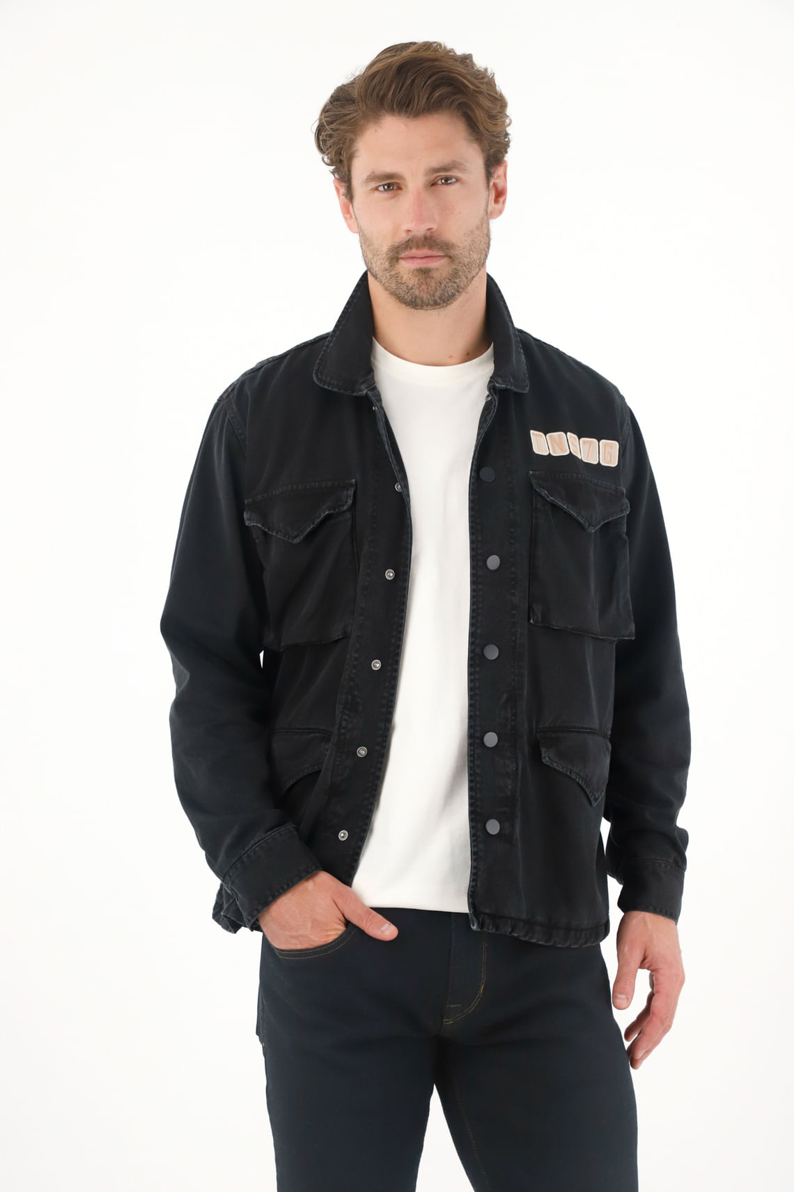 Chaqueta con bordado y teñido vintage negra para hombre