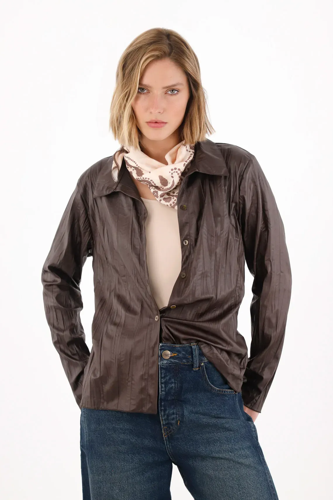 Camisa manga larga en tela sintética verde para mujer