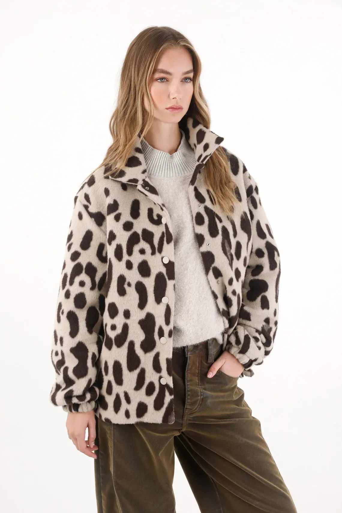 Chaqueta con textura afelpada animal print para mujer