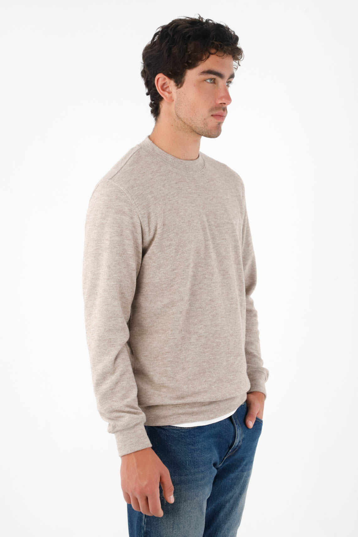 Buzo cerrado café para hombre