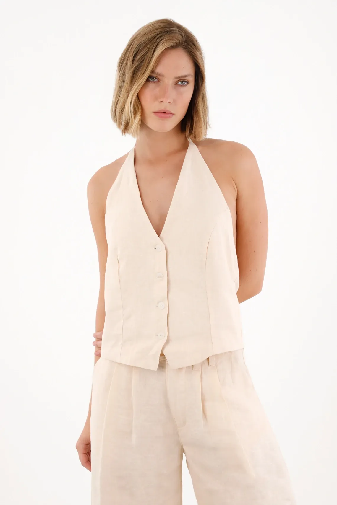Chaleco en 100% lino con escote en espalda crudo para mujer