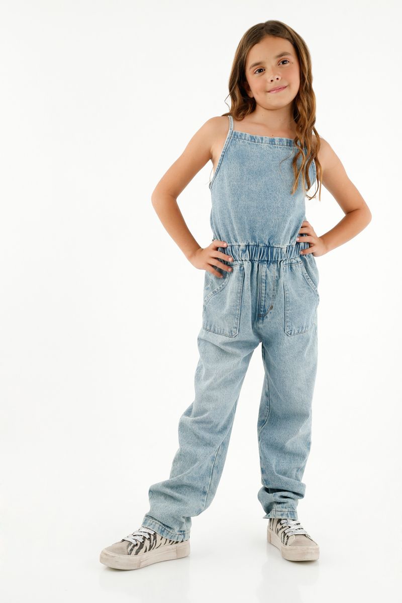 Enterizo en denim azul tono medio para niña