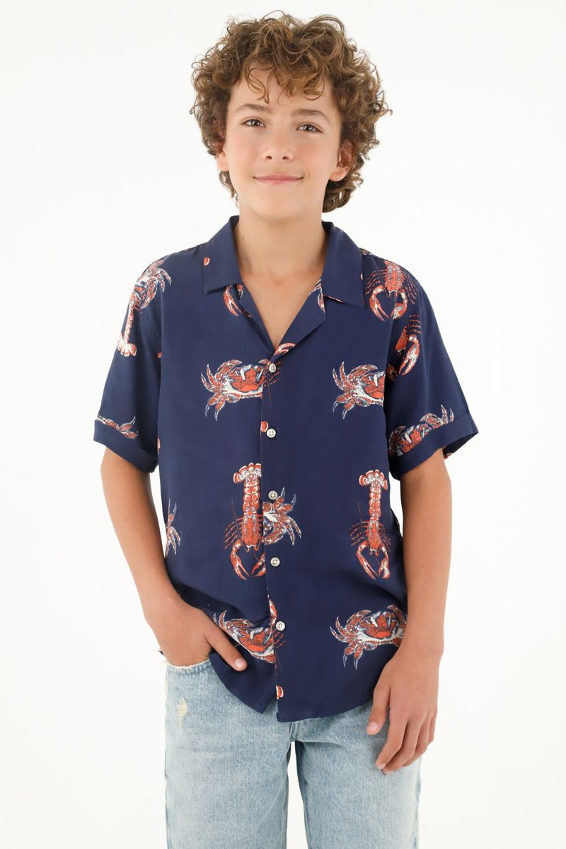 Camisa tipo bowling morada para niño